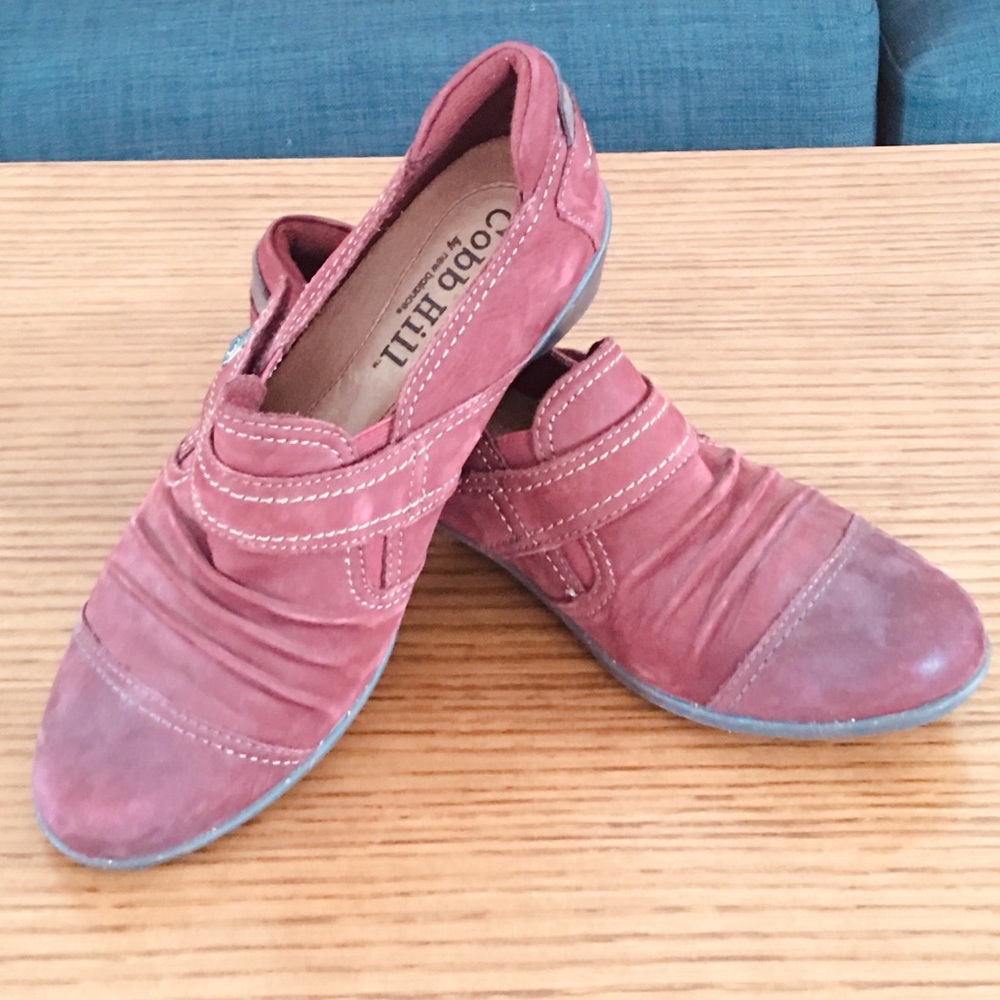 Cobb Hill by New Balance Size 7M
